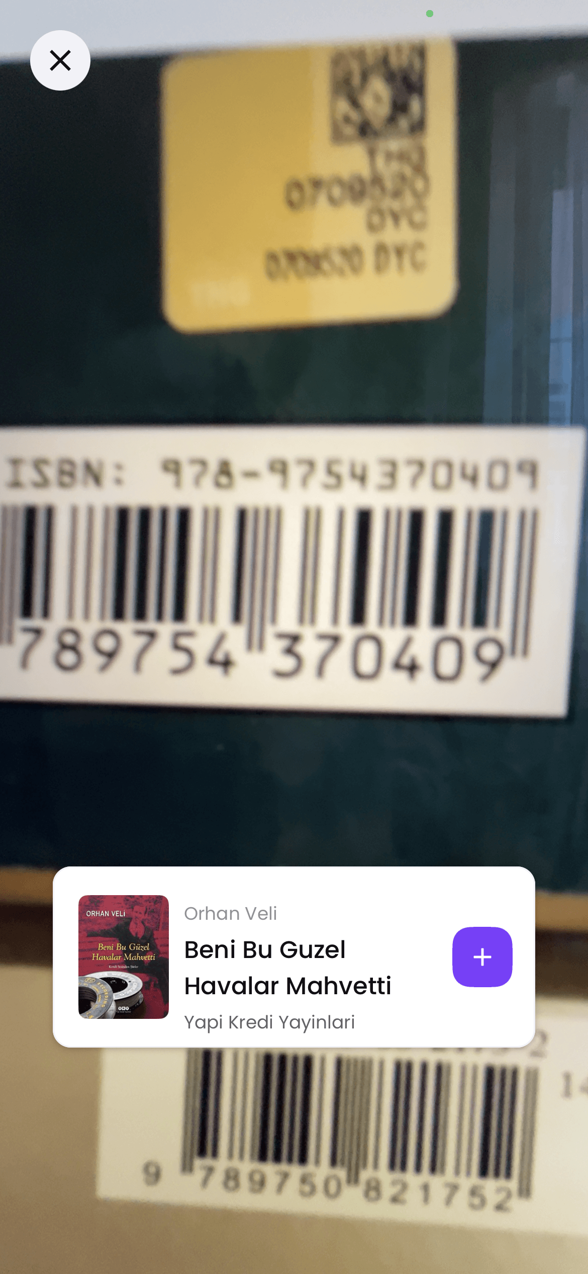 Barcode scanning screen showing instant book detail recognition